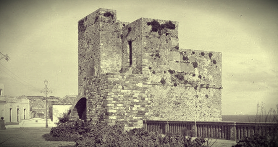 Postal antigua de la Torre del Miramar en Tarifa